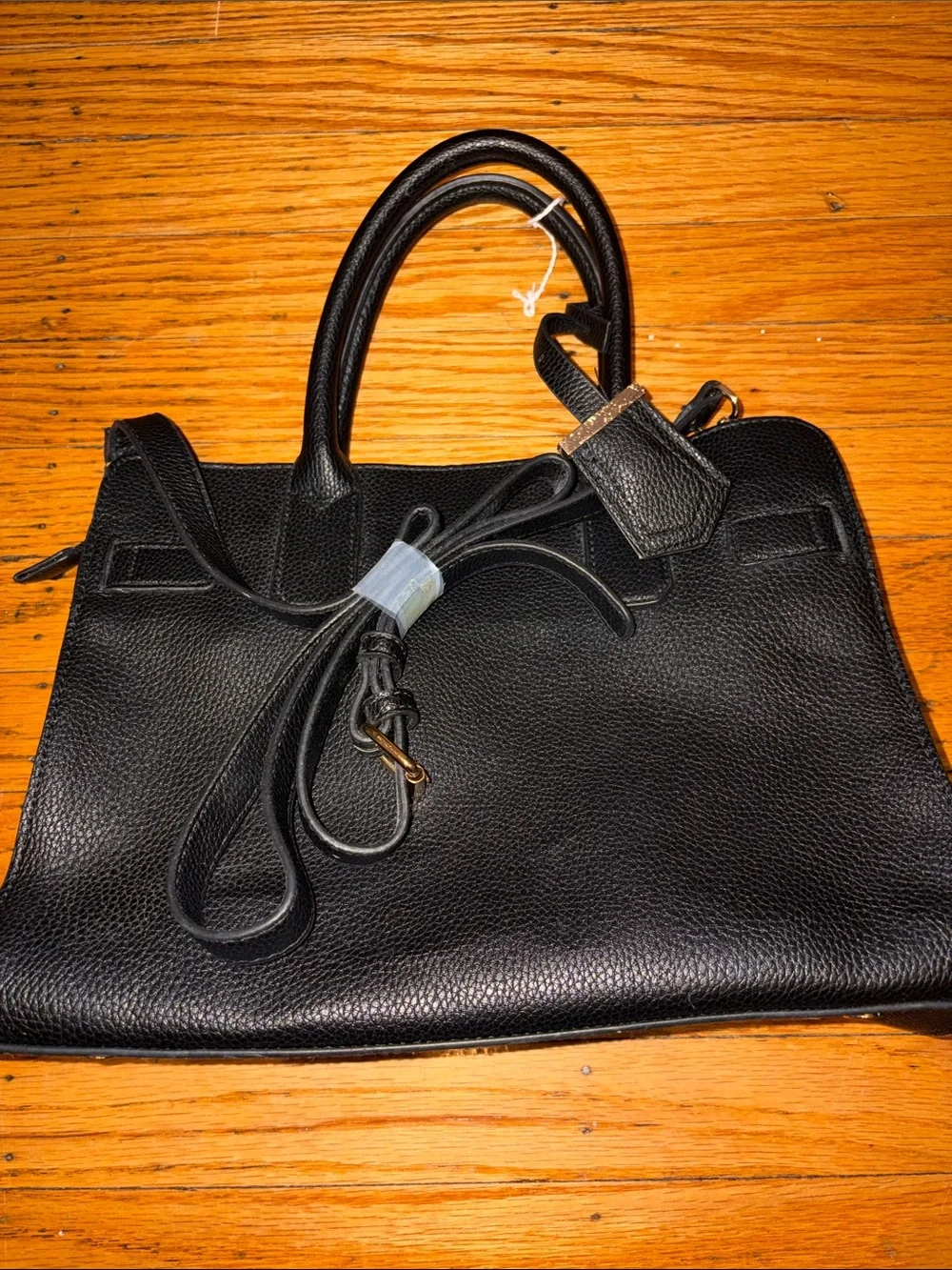 Classic Black Tote Handbag w strap